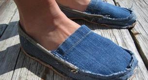 How to recycle old jeans?